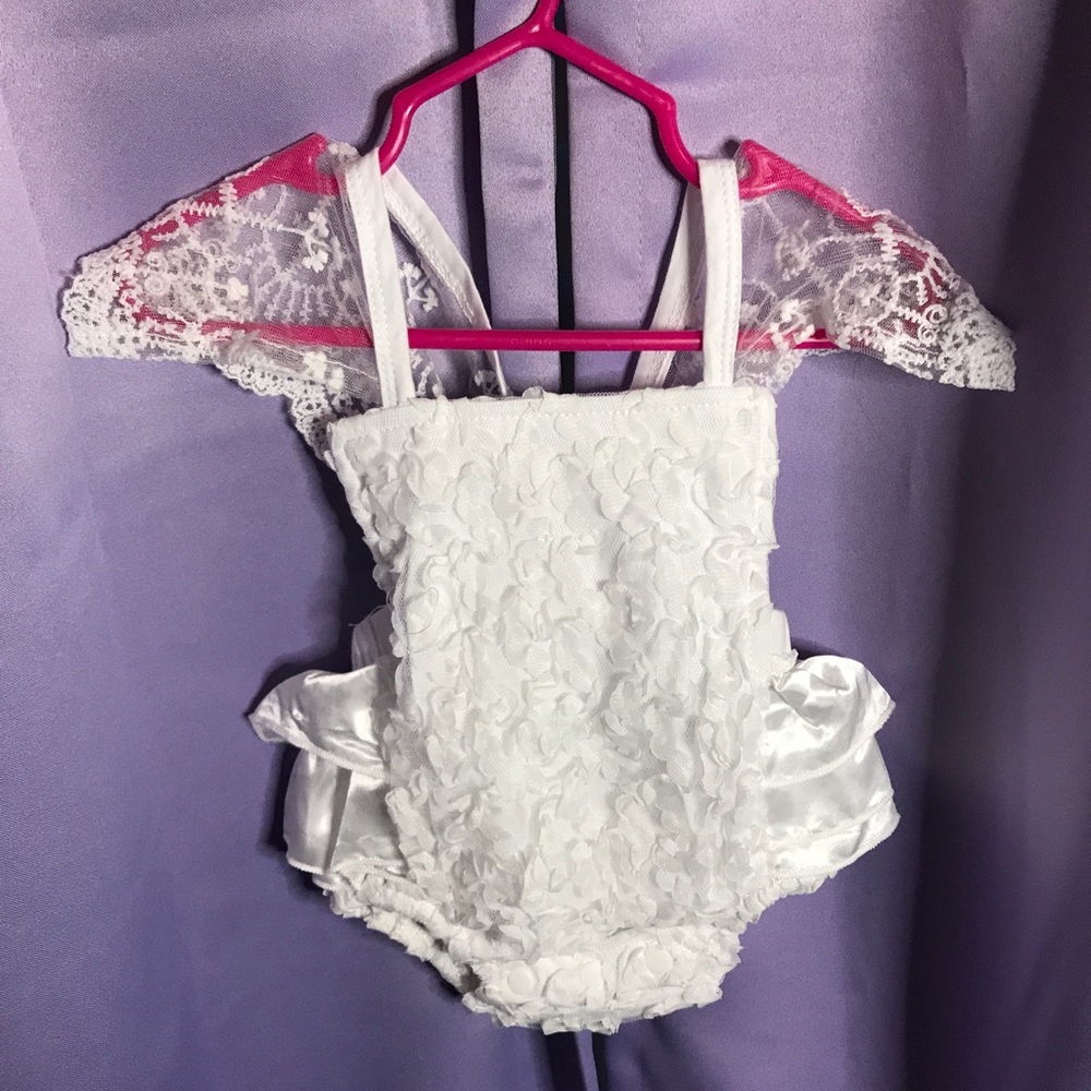 Baby photo shoot clothing - Picture 1 of 2